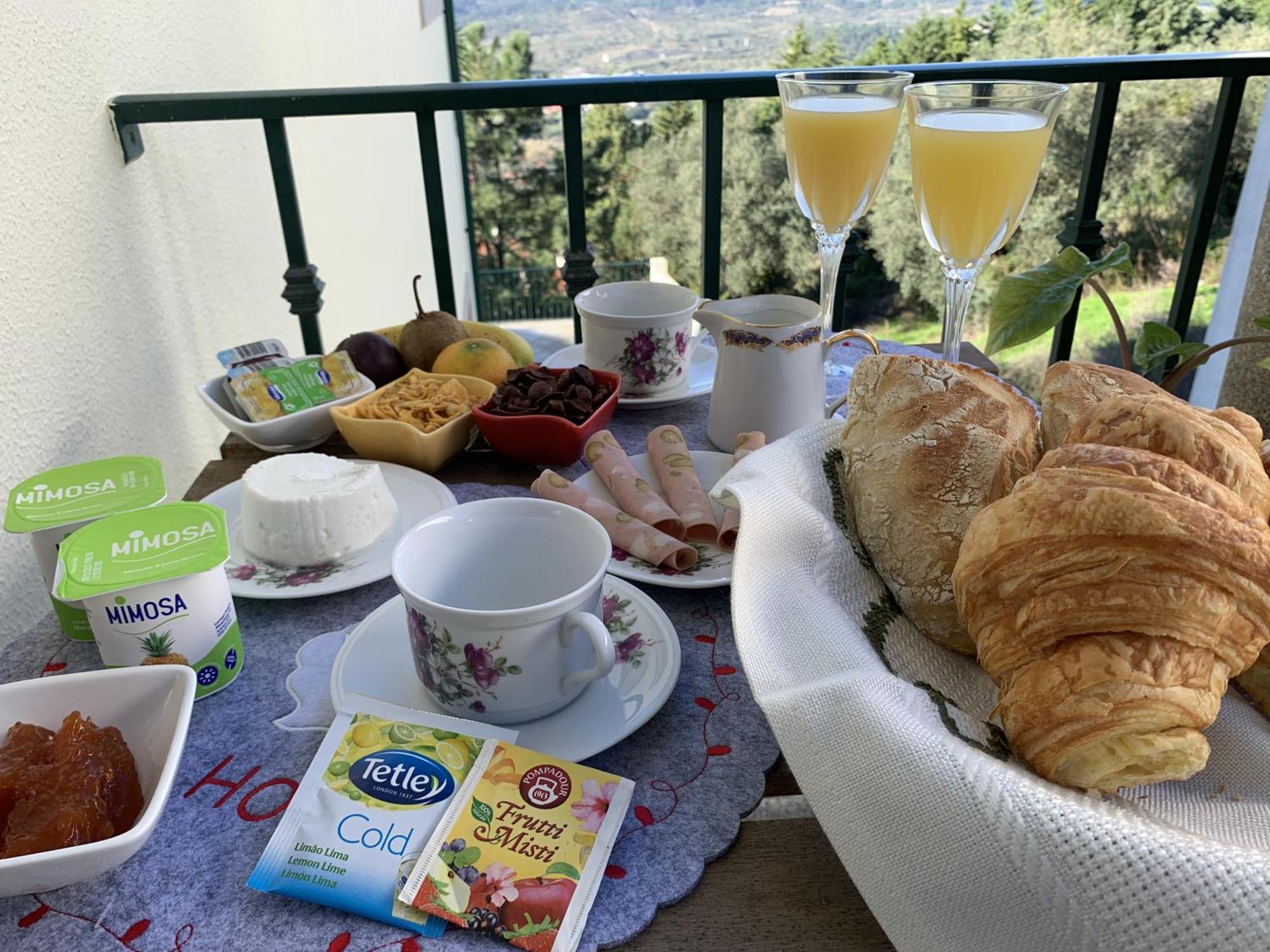 Charming Cozy Retreat - Terrace & Private Balcony Bed & Breakfast Coimbra Dış mekan fotoğraf